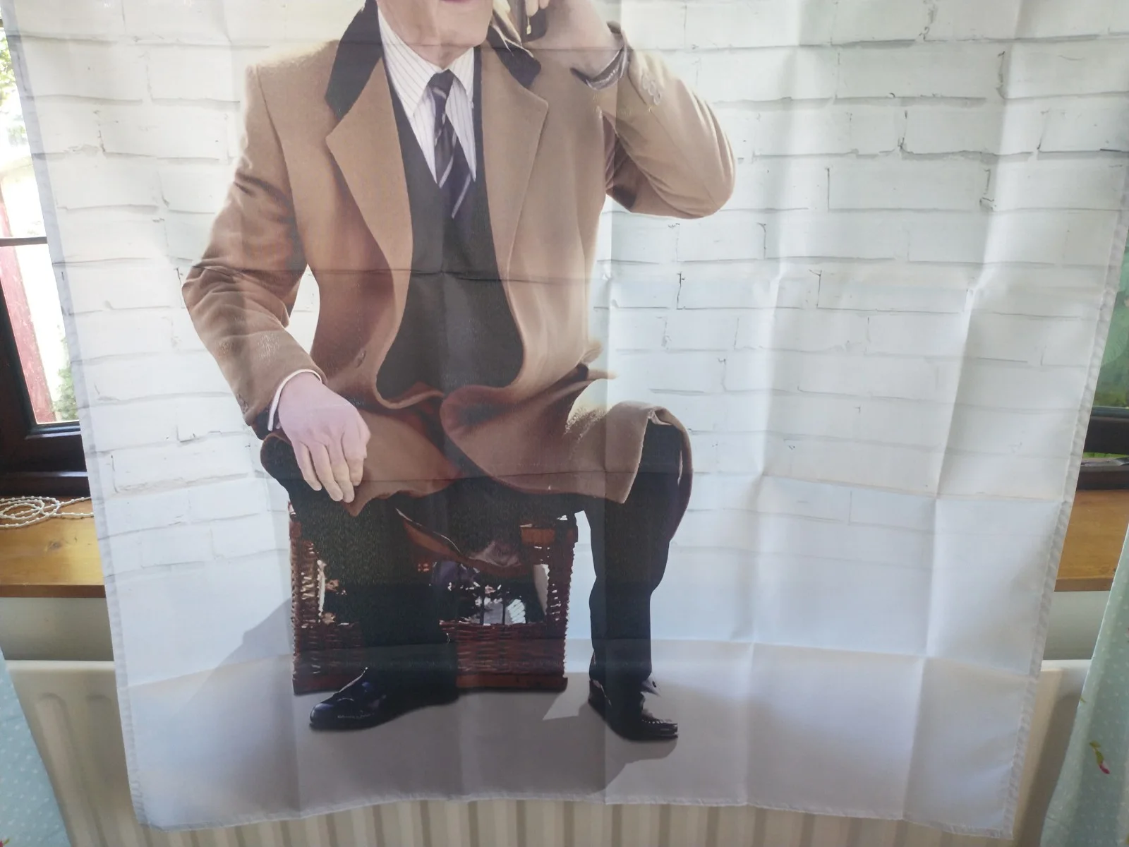 Minder TV Series - Promotional Poster Artwork as a Large Flag, изображение 4