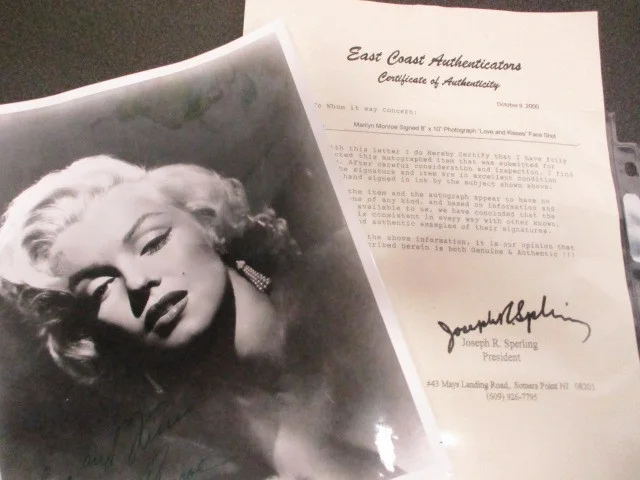 marilyn monroe — Marilyn Monroe Signed 8” x 10” Photograph Inscribed “Love and Kisses”, image 4