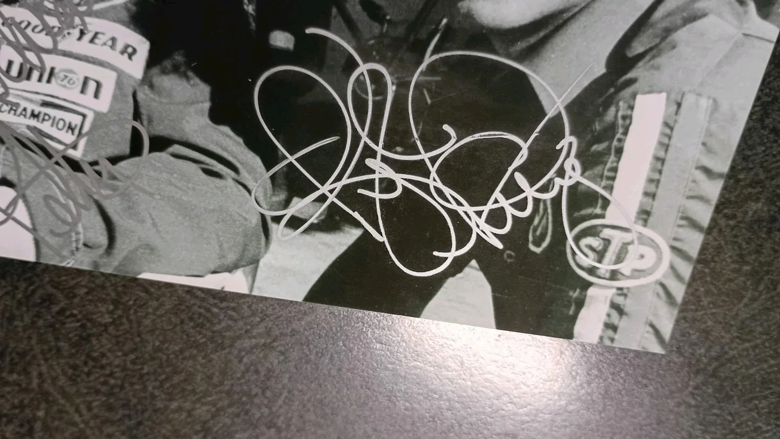 RICHARD PETTY & KYLE PETTY Hand Signed Autograph 4X6 Photo /NASCAR FATHER & SON, изображение 3