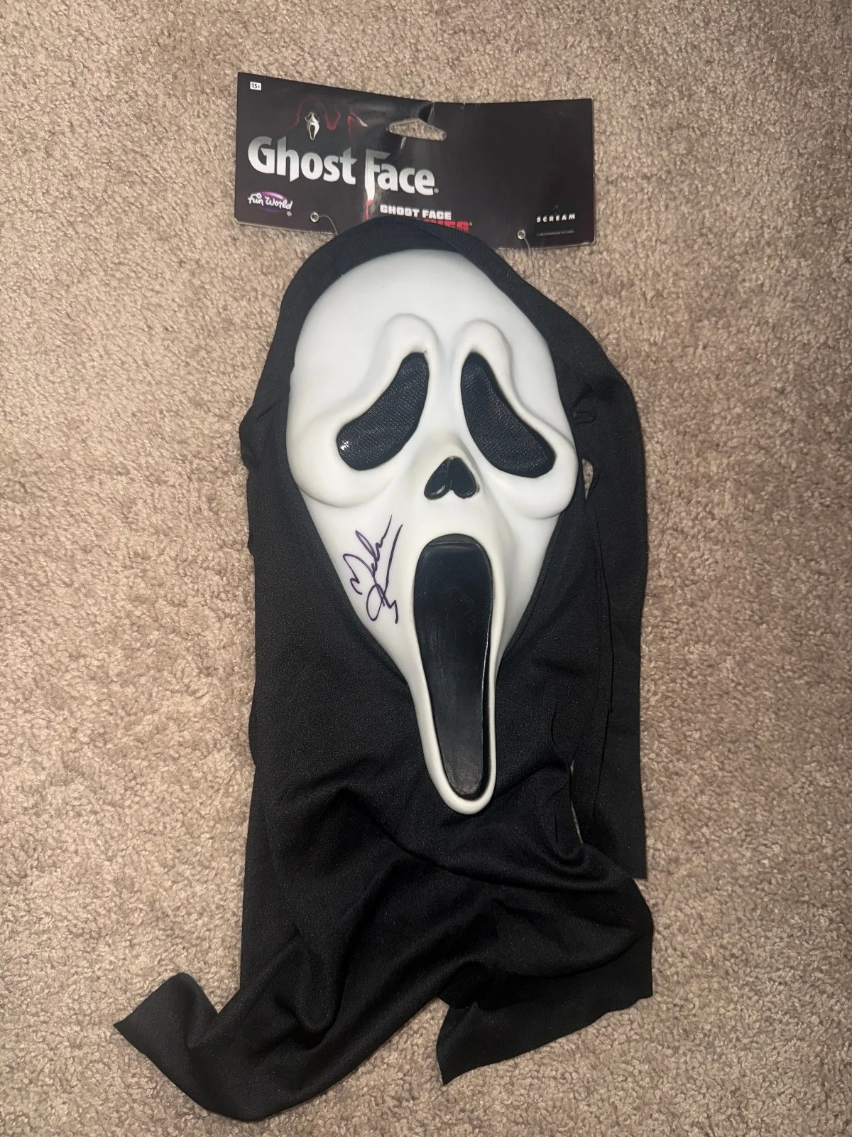 Melissa Barrera signed Scream Mask JSA COA Actress Auto Rare Z2601, изображение 2