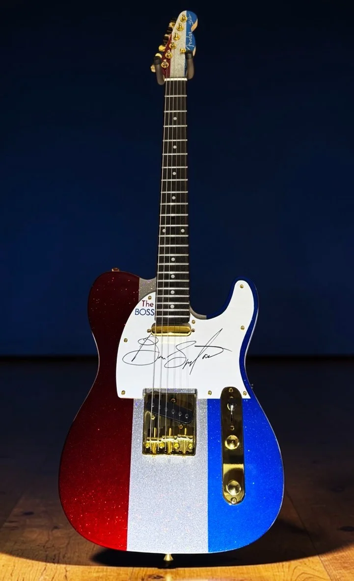 Bruce Springsteen SIGNED Custom Tri-Color Telecaster Style Guitar with Gold Pkg!, image 2