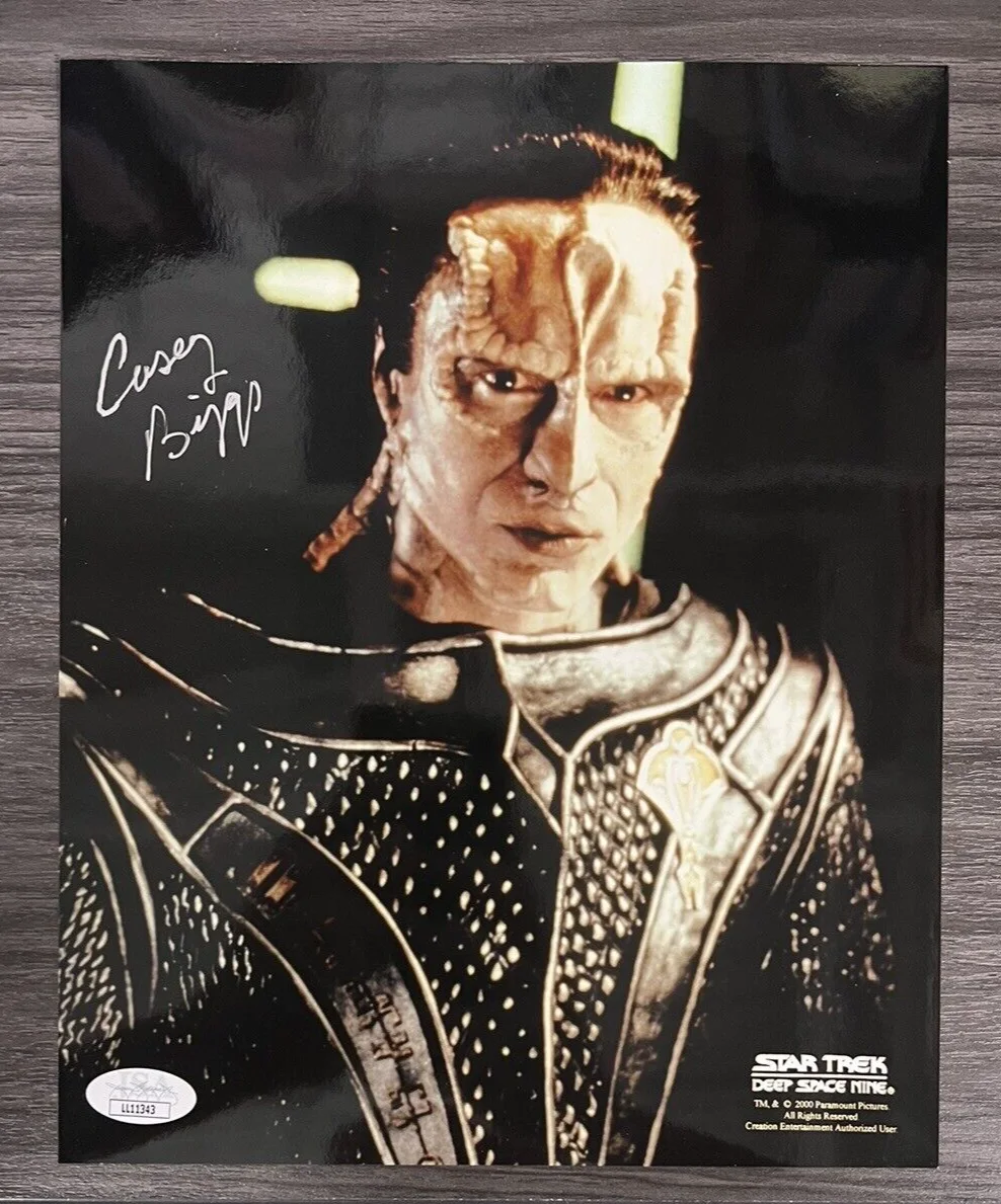 Casey Biggs — CASEY BIGGS signed 8x10 "Damar" Star Trek Deep Space Nine JSA Certified w/ COA, image 2