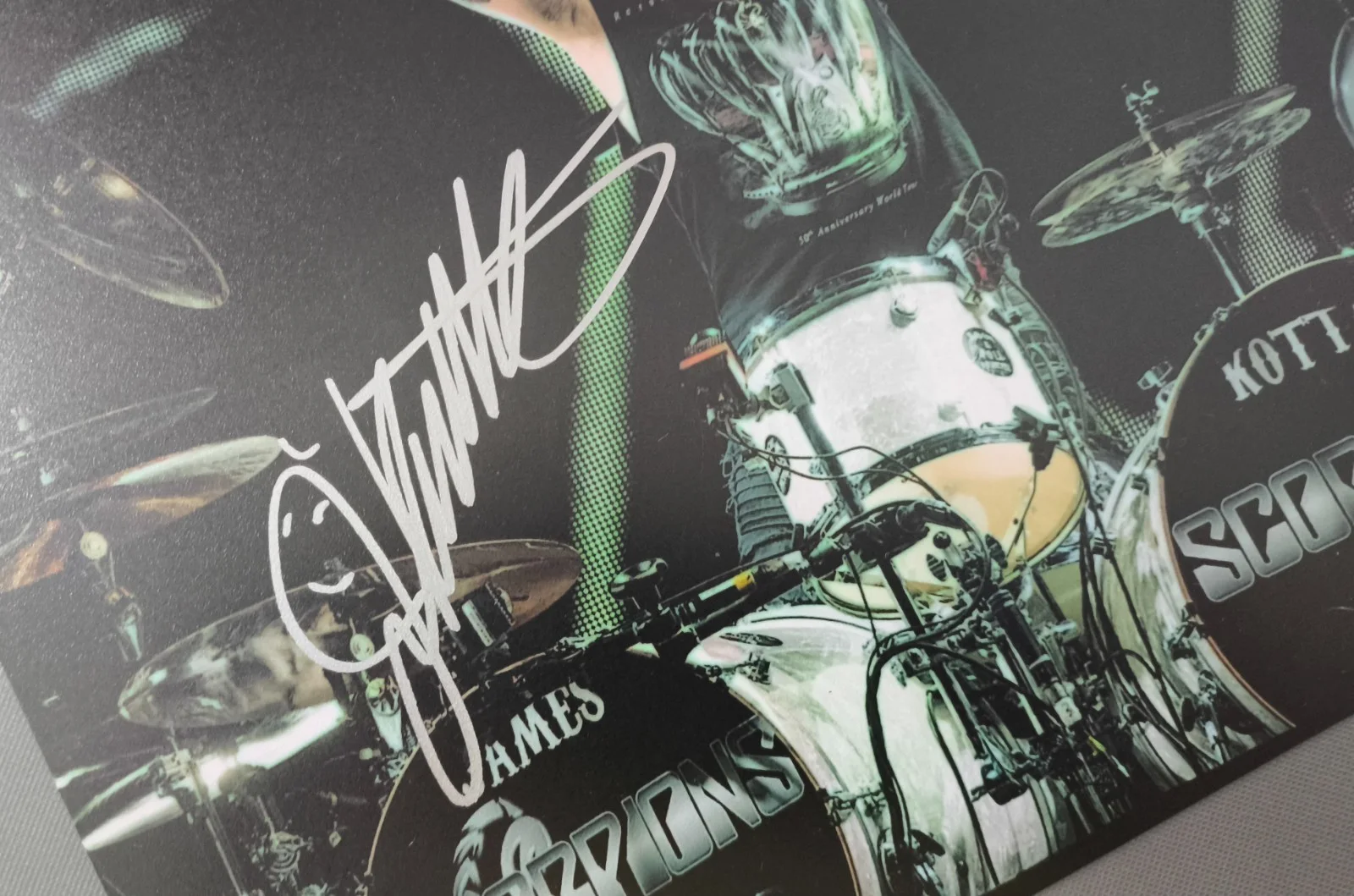 JAMES KOTTAK SIGNED AUTOGRAPHED PHOTO 8X10, image 2
