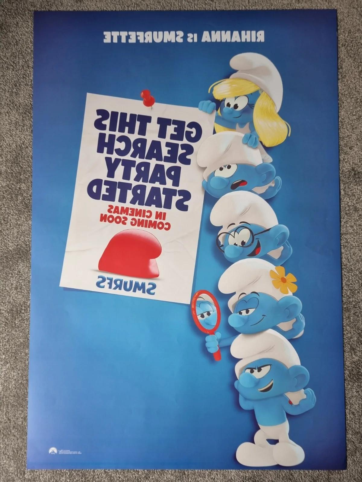 Smurfs - Original One Sheet Double Sided Cinema Poster Rihanna Ref P81 b, изображение 2