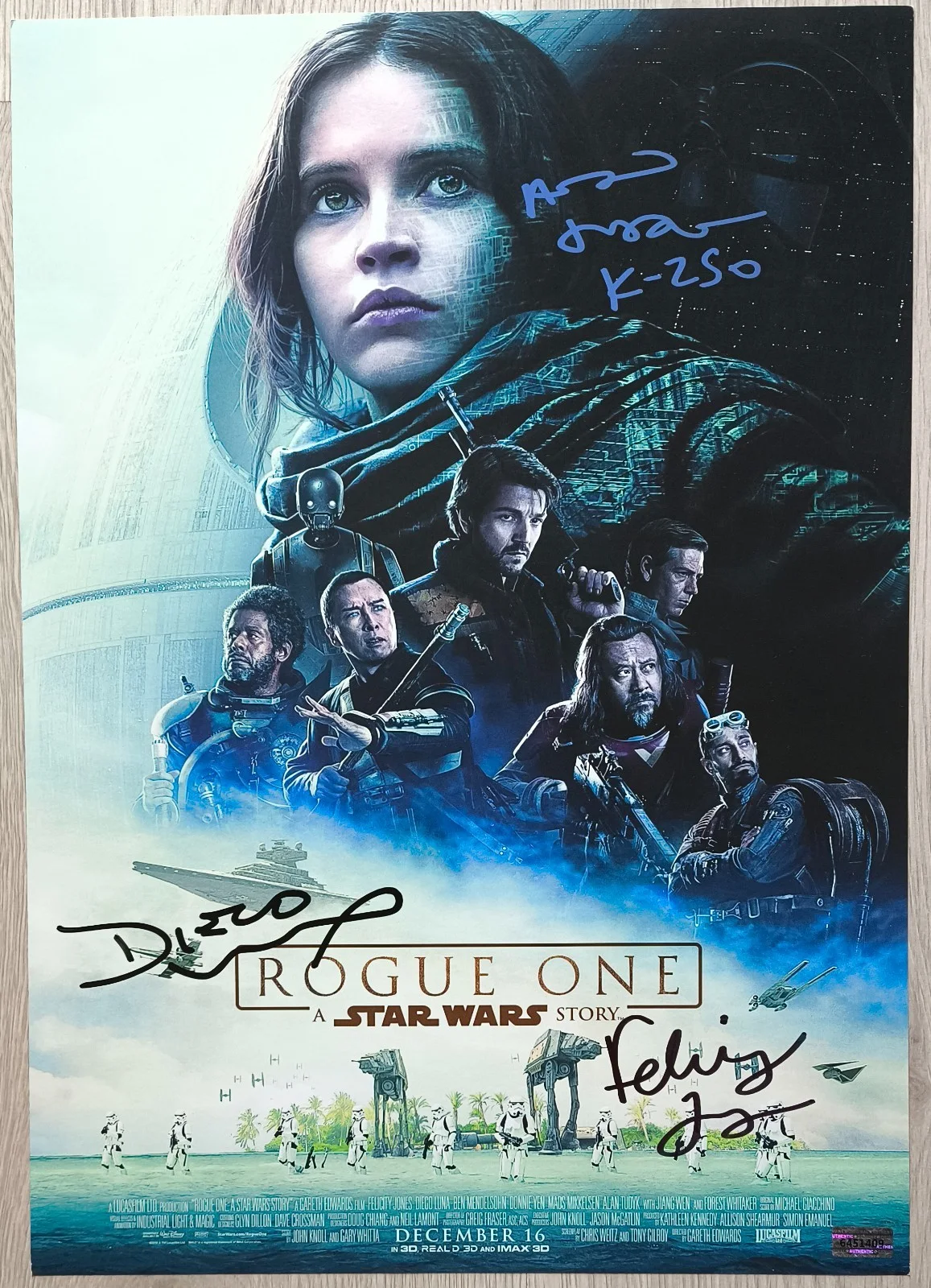 Felicity Jones, Diego Luna, Alan Tudyk — Autograph Felicity Jones ,Diego Luna ,Alan Tudyk 11x17 Poster ( Rogue One )