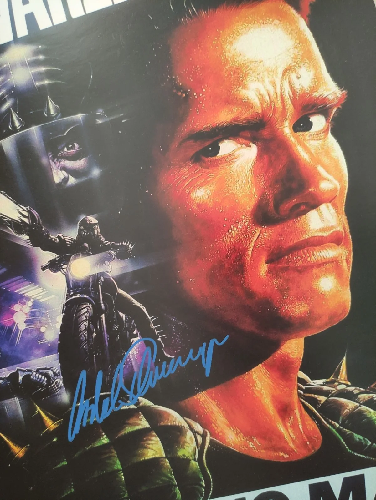 Arnold Schwarzenegger — Autograph Arnold Schwarzenegger Signed 11x15 Poster( The Running Man ), image 2
