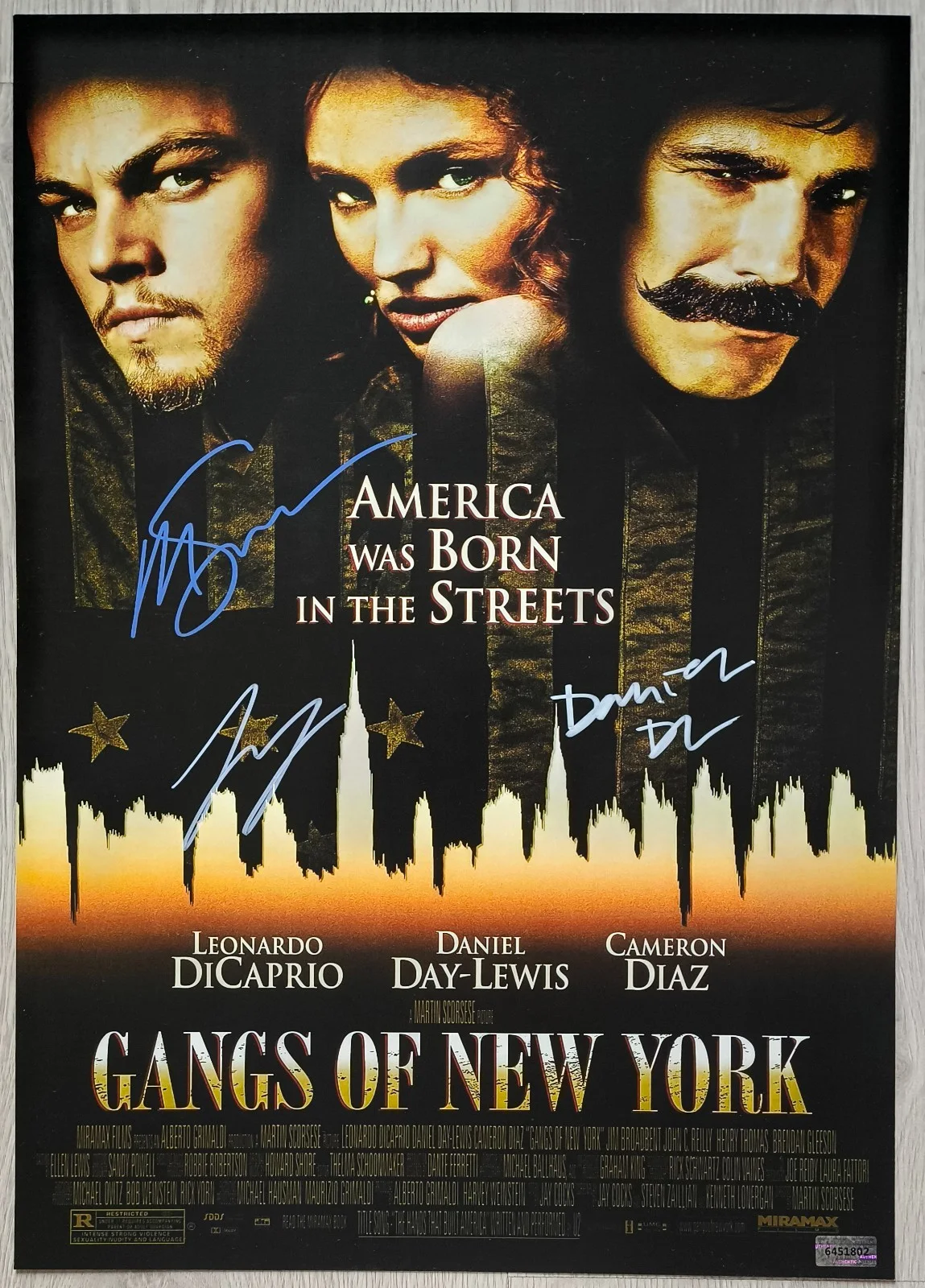 Martin Scorsese, Daniel Day Lewis, Leonardo DiCaprio — Autograph Martin Scorsese , Daniel Day Lewis ,Leonardo DiCaprio 11x17 Poster