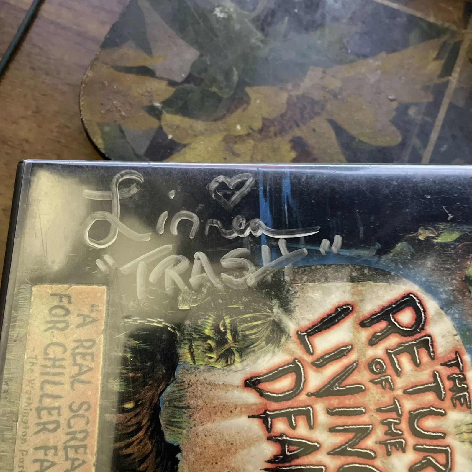 RETURN OF THE LIVING DEAD DVD AUTOGRAPHED BY LINNEA QUIGLEY INSCRIBED “ TRASH”, image 2