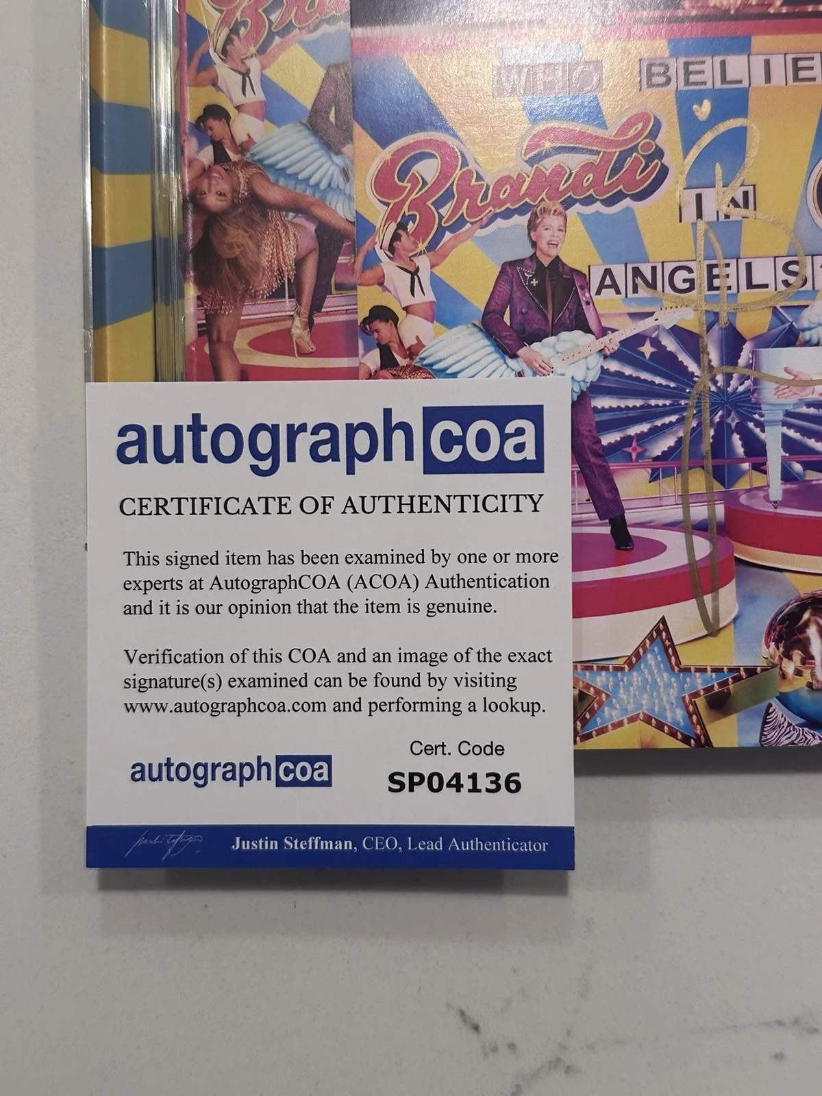 BRANDI CARLILE AUTOGRAPHED "WHO BELIEVES IN ANGELS?" SIGNED ART CARD COA #5, изображение 2