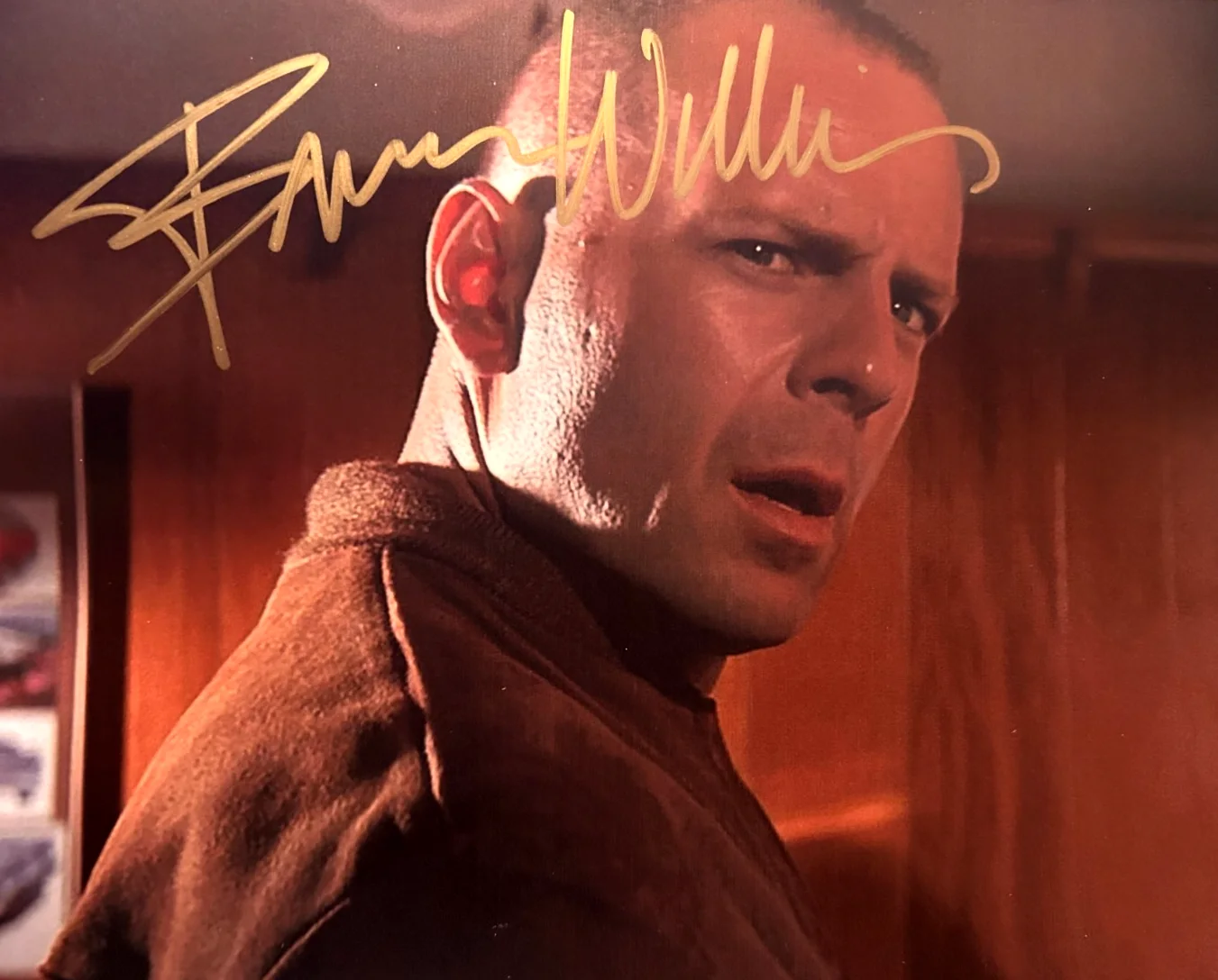 Bruce Willis — BRUCE WILLIS Signed PULP FICTION 8x10" Authentic Original Autograph w/COA, image 3