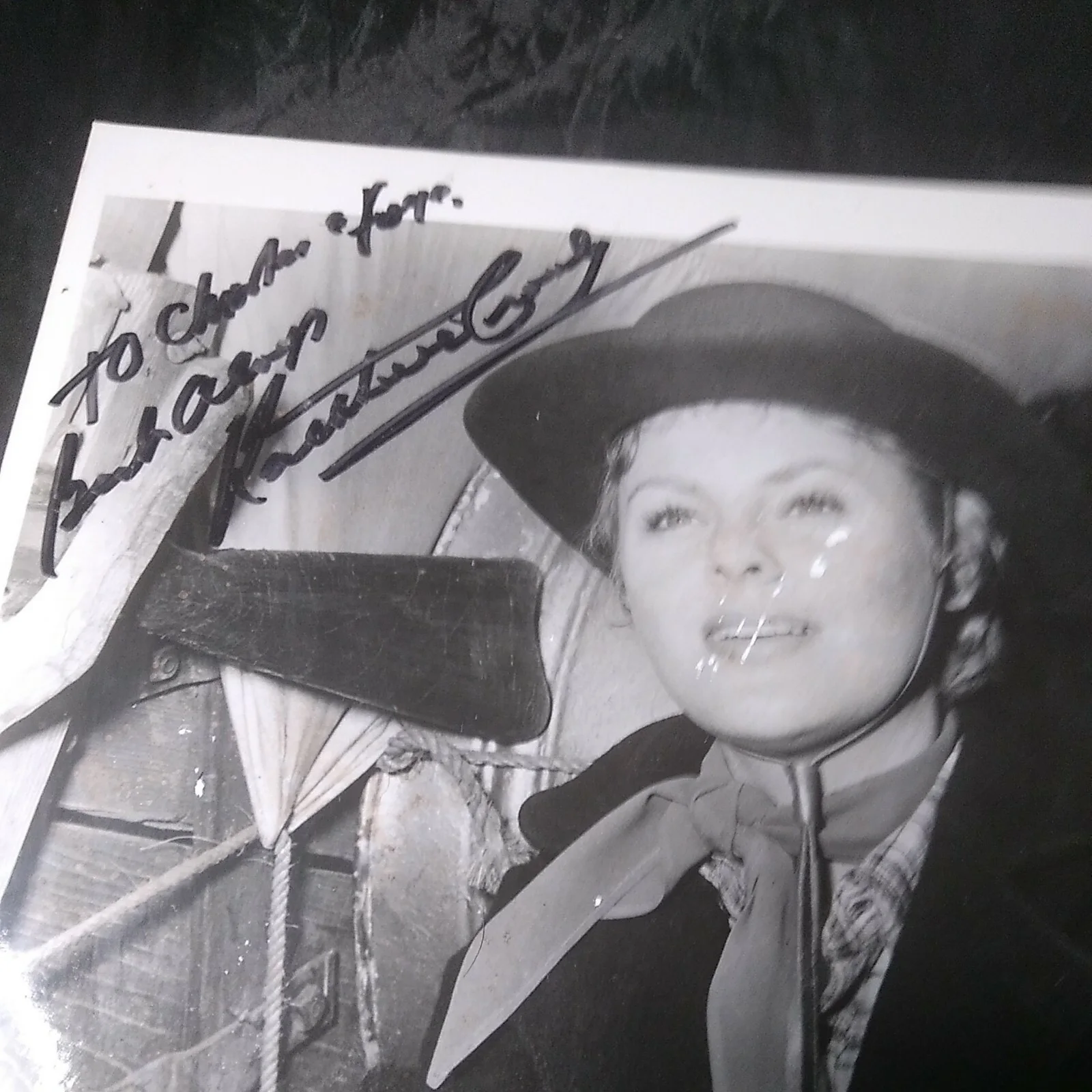 Kathleen Crowley — Hand Signed Kathleen Crowley 8x10 Signed in Person " Westward Ho The Wagons", image 3