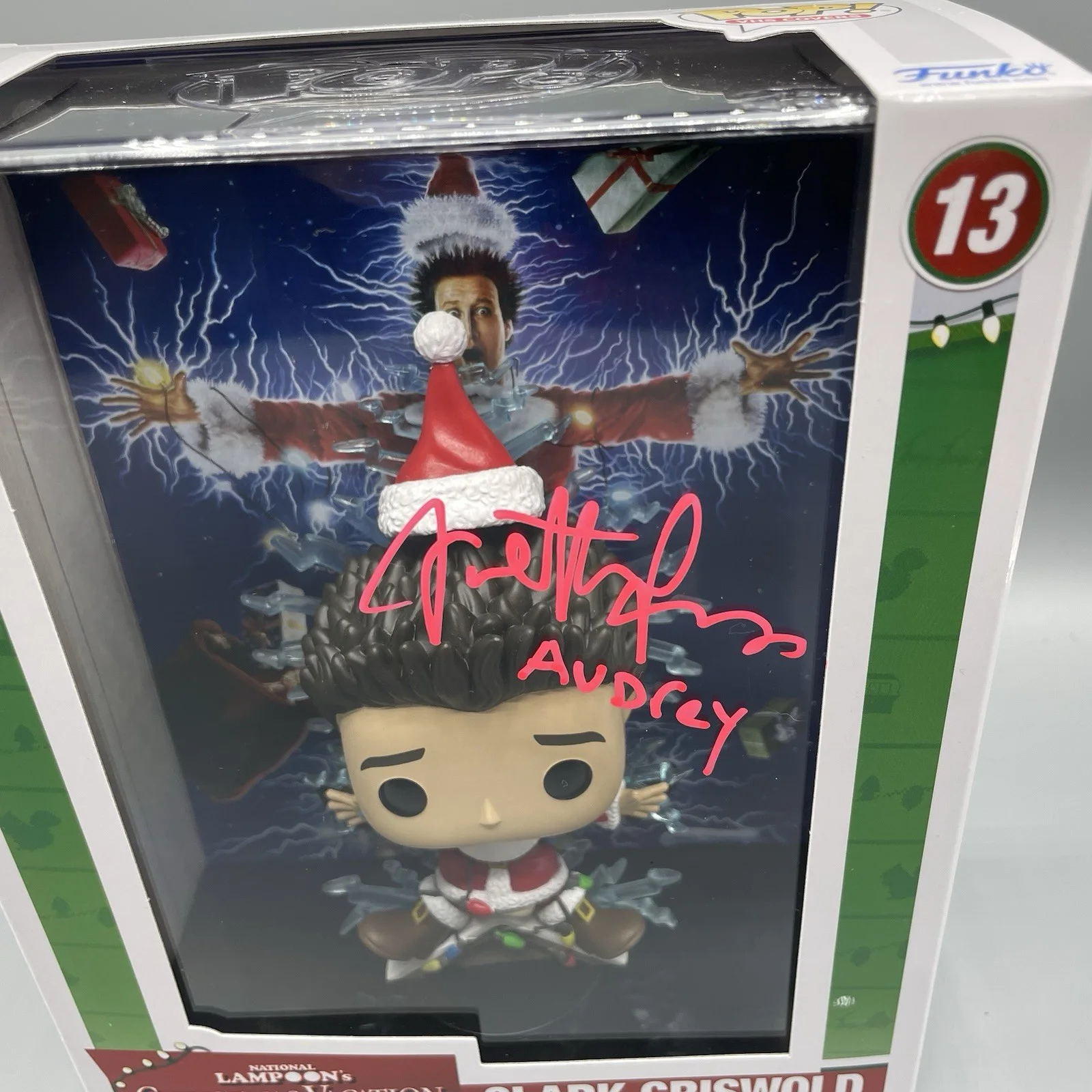 Juliette Lewis — Juliette Lewis Signed Christmas Vacation Funko Pop VHS Cover Beckett COA Audrey, изображение 2