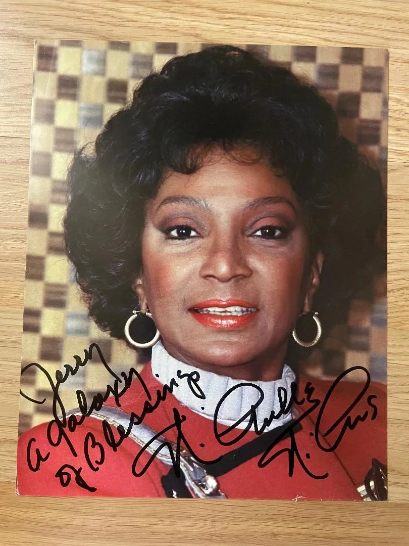 Nichelle Nichols — Star Trek Nichelle Nichols Lieutenant Nyota Uhura Signed Photo/Free Shipping!