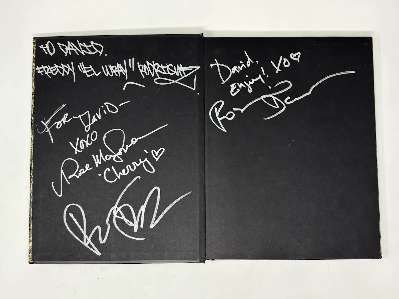 Robert Rodriguez — RARE! GRINDHOUSE SIGNED AUTOGRAPHED BOOK RODRIGUEZ, DAWSON, MCGOWAN, RODRIGUEZ, image 5