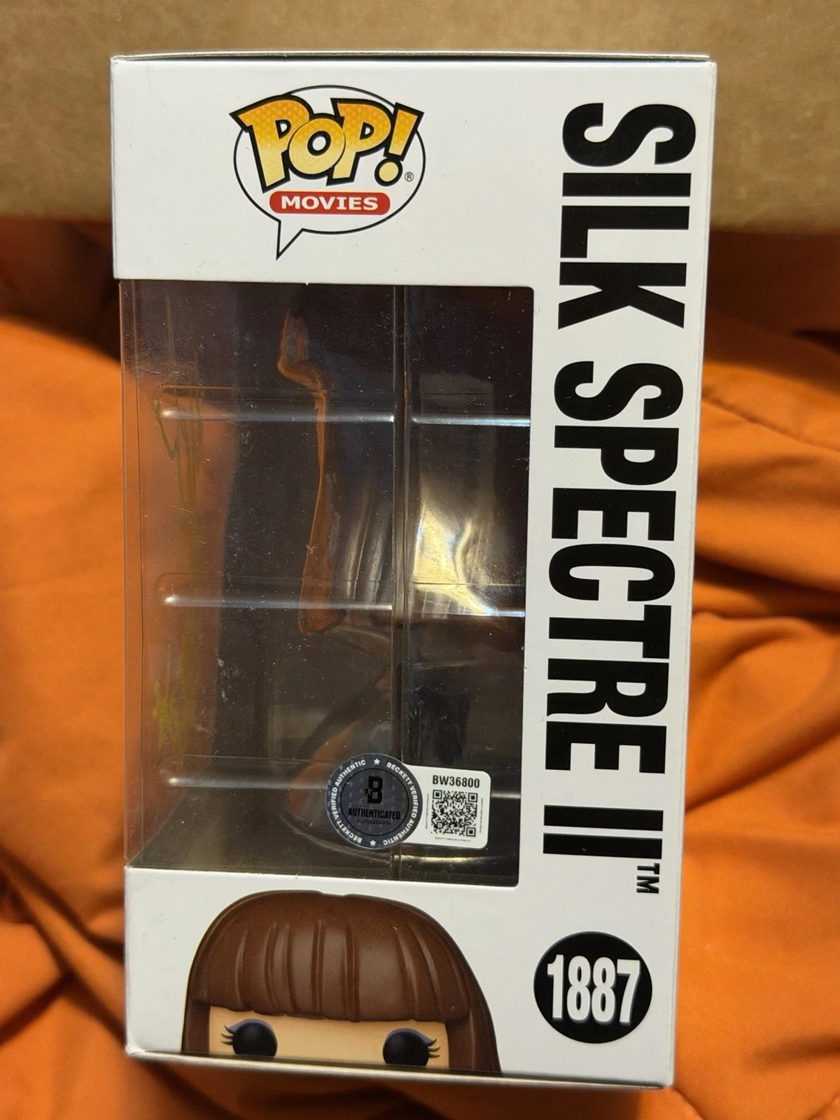 Malin Akerman — Malin Akerman Signed Silk Spectre Funko Watchmen Autograph Beckett COA DC COMICS, image 2