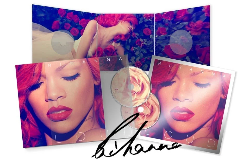 Rihanna - “Loud” - *SIGNED* Couture Edition - *RARE*, image 3