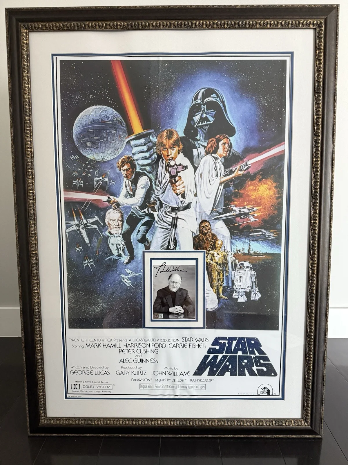 John Williams — John Williams Composer Signed Photo w/ Poster, Matting, and Frame - Beckett LOA, изображение 2