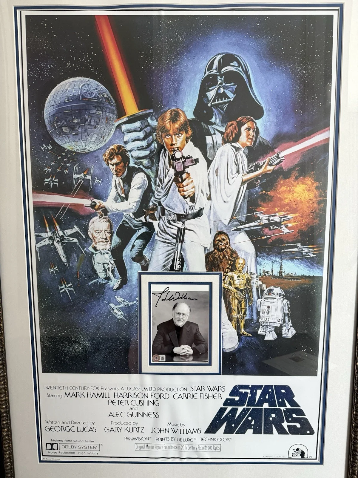 John Williams — John Williams Composer Signed Photo w/ Poster, Matting, and Frame - Beckett LOA, изображение 3