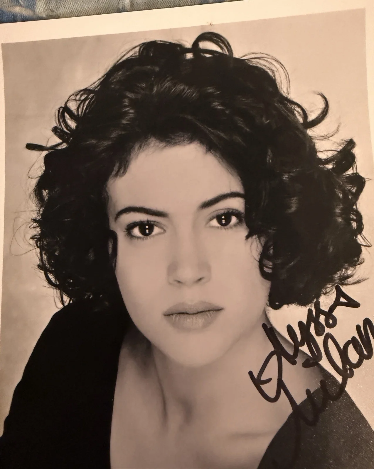“ALYSSA MILANO” (actress) 7x5” SIGNED PHOTO Autographed photograph/picture SEXY, изображение 3