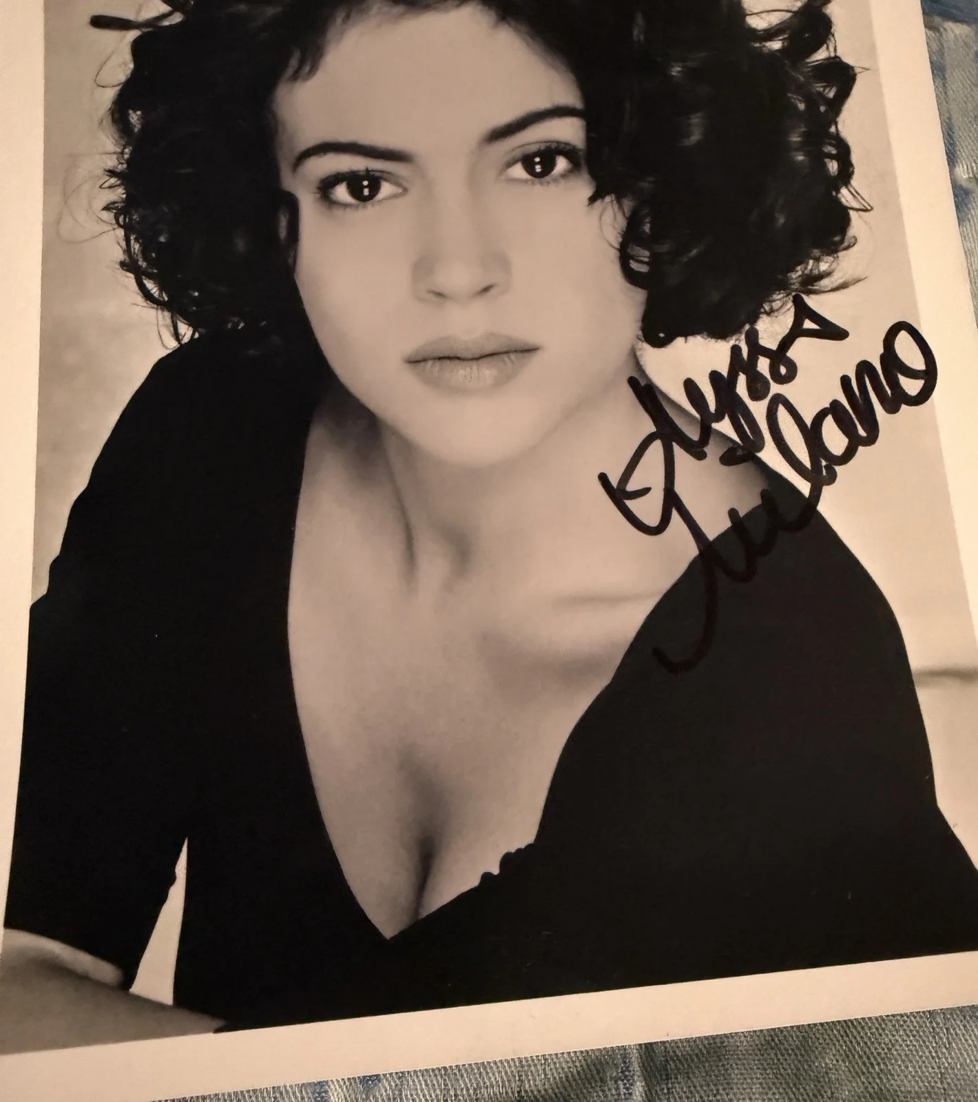 “ALYSSA MILANO” (actress) 7x5” SIGNED PHOTO Autographed photograph/picture SEXY, изображение 4