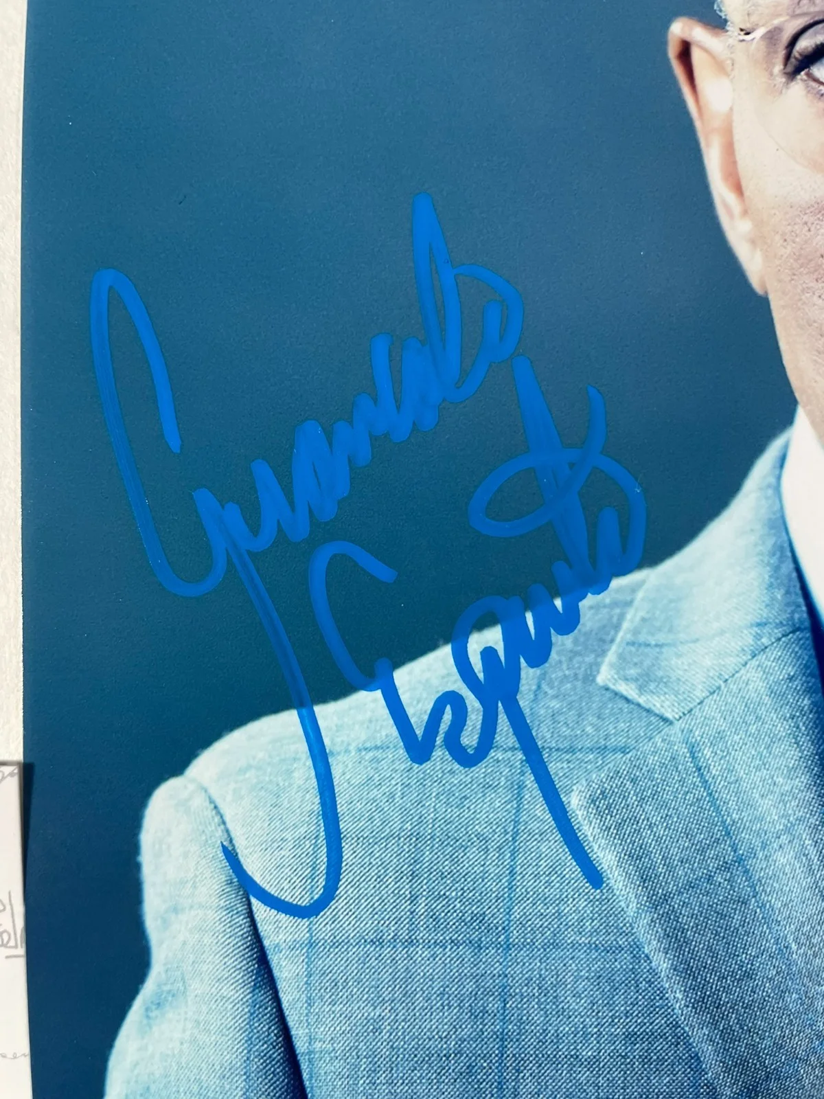 Giancarlo Esposito — Giancarlo Esposito Signed Breaking Bad Gus Fring 8x10 Photo Autograph JSA COA, изображение 2