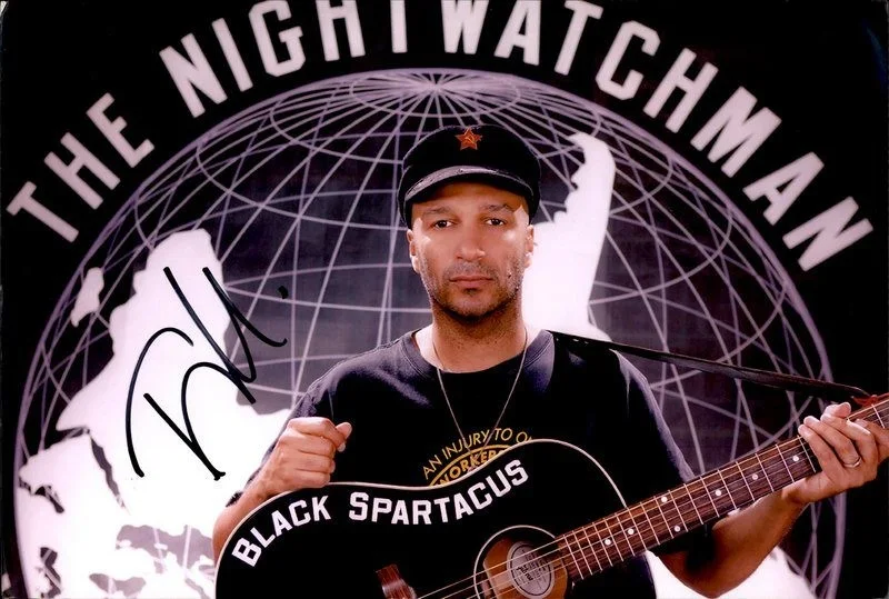 Tom Morello — Tom Morello Rage Against The Machine Authentic signed 10X15 photo |CERT B1