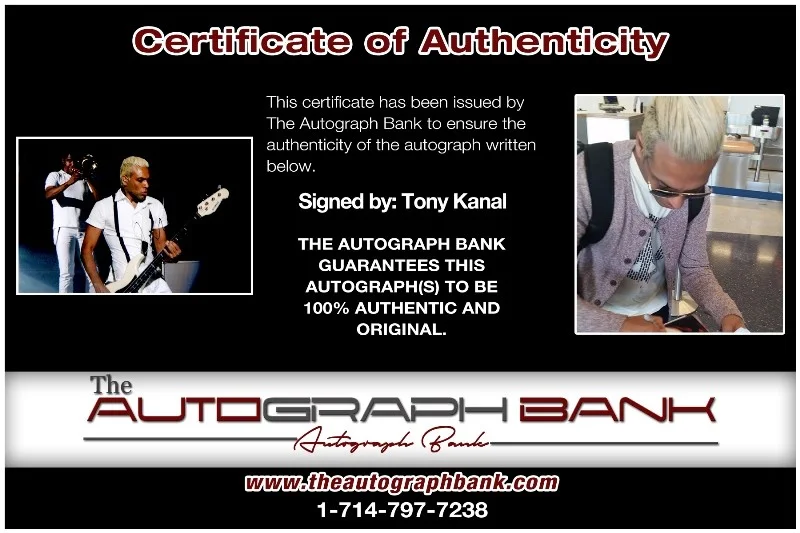 Tony Kanal — Tony Kanal No Doubt Authentic signed rock 10x15 photo W/Cert Autographed 26-c, image 2