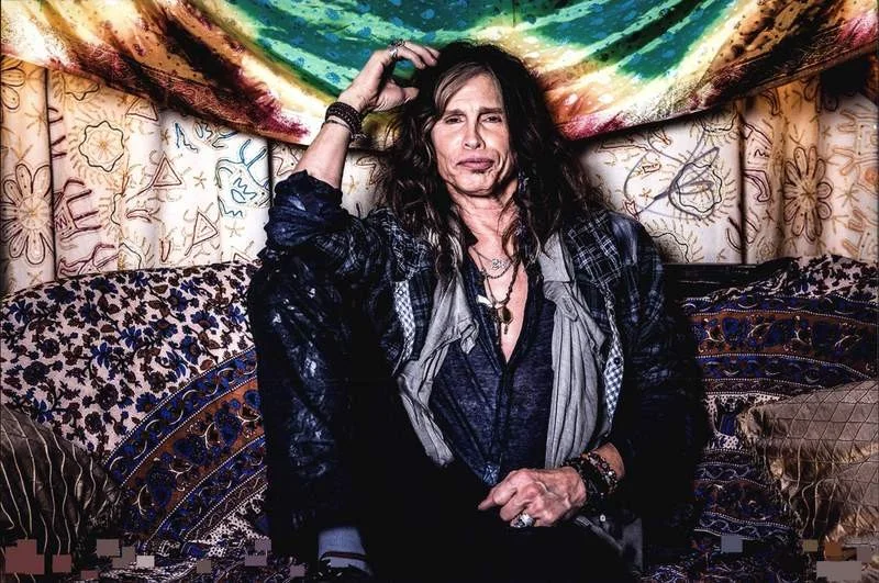 Steven Tyler — Aerosmith Steven Tyler authentic signed rock 10X15 photo |Cert Autographed A0047