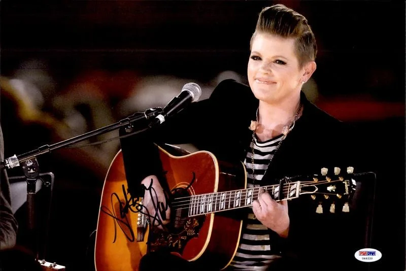 Natalie Maines — Natalie Maines Dixie Chicks signed 10x15 photo /PSA Certificate Autograph 2616P5, изображение 2