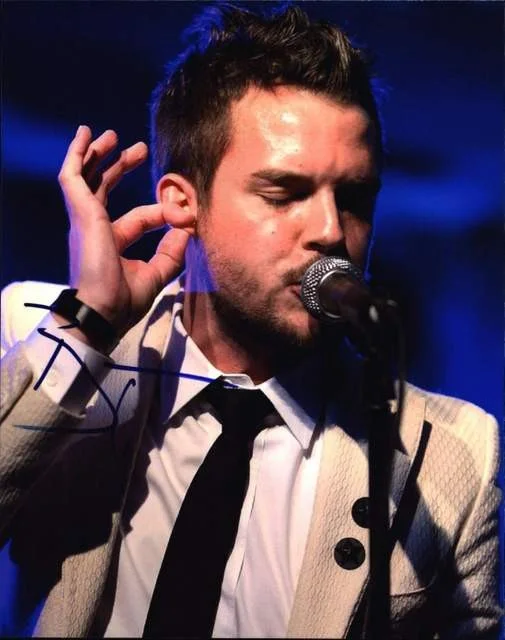 Brandon Flowers — Brandon Flowers of The Killers authentic signed Rock 8x10 photo W/Certificate 16