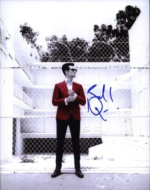 Brendon Urie — Brendon Urie Panic at the Disco Authentic signed 8x10 photo |CERT 26-c