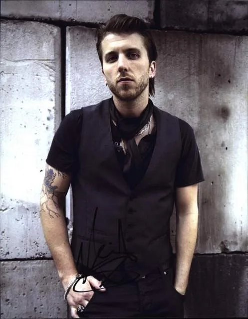 Neil Sanderson — Neil Sanderson of Three Days Grace authentic signed Rock 8x10 photo W/Cert 85