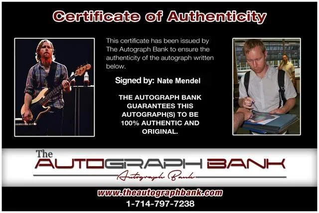 Nate Mendel — Nate Mendel of Foo Fighters authentic signed Rock 8x10 photo W/Certificate 76, изображение 2