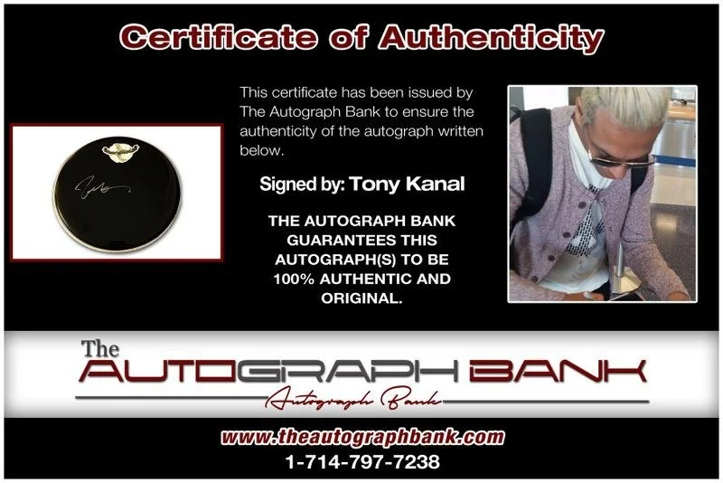 Tony Kanal — Tony Kanal No Doubt authentic signed Drumhead W/Certificate Autographed (A6), image 2