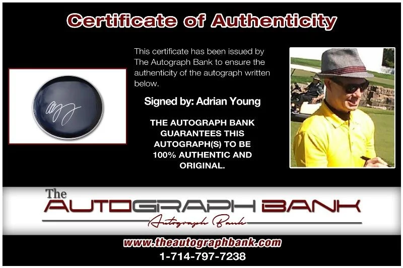 Adrian Young — Adrian Young No Doubt authentic signed Drumhead W/Certificate Autographed (c1DH), image 2