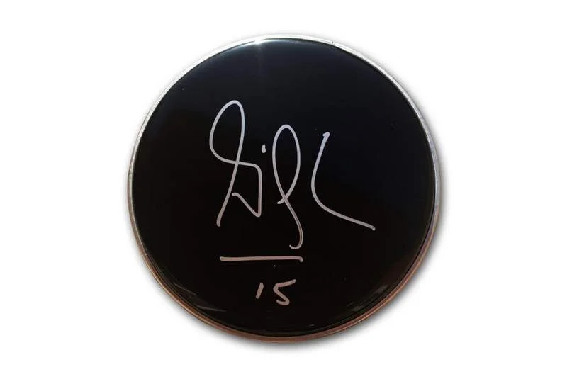 Gilby Clarke — Guns N' Roses Gilby Clarke authentic signed drumhead |CERT Autographed A0099