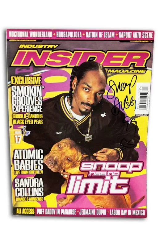 Snoop Dogg — Snoop Dogg signed Industy Insider Magazine W/Cert Autographed (Authenticated)