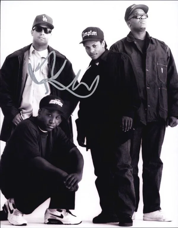 DJ Yella — DJ Yella authentic signed RAPPER 8x10 photo W/Cert Autographed 1182016-d1