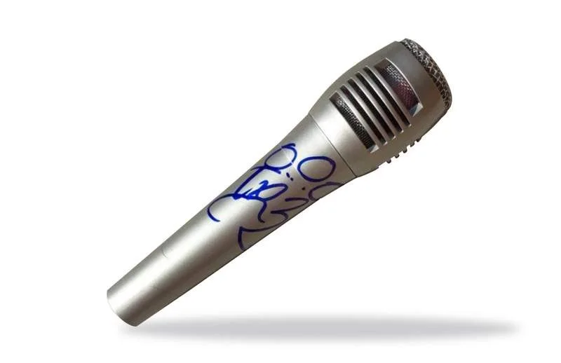 Vanilla Ice — Vanilla Ice authentic signed rap mic W/Certificate Autographed (A0043)