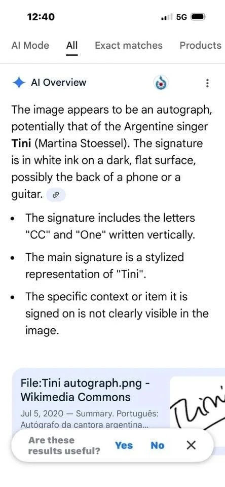 Guitar back cover autographed by Tini (Martina Stoessel) Argentine singer, image 4