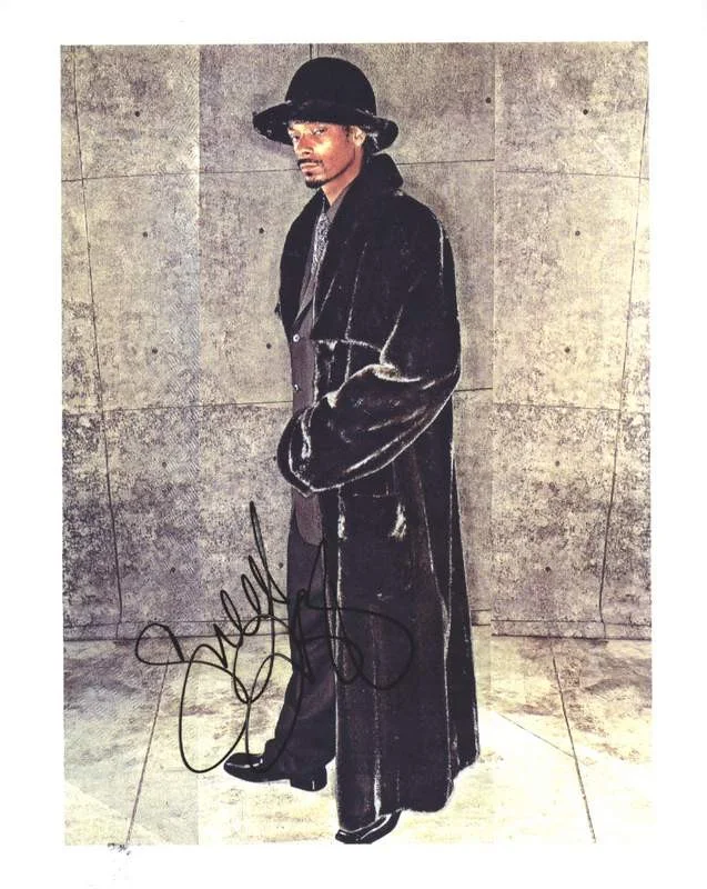 Snoop Dogg — Snoop Dogg Dog authentic signed rap 8x10 photo W/Certificate Autographed (A1114)