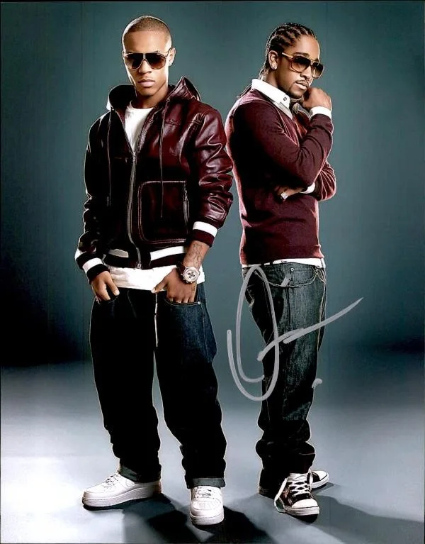 Omarion — Omarion authentic signed RAPPER 8x10 photo W/ Certificate Autographed (26-c)