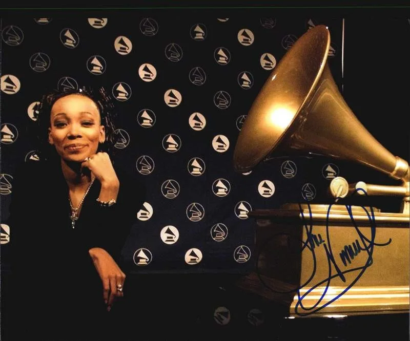 Monica Arnold — Monica Arnold authentic signed rap 8x10 photo W/Certificate Autographed (A00176)