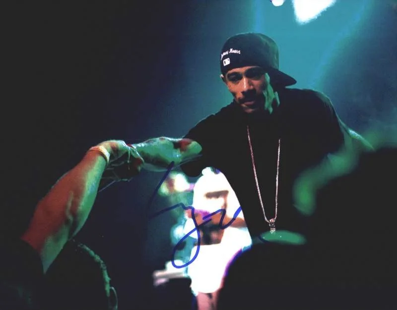 Layzie Bone — Layzie Bone Thugs N Harmony signed rap 8x10 photo W/Cert Autographed (A0825)