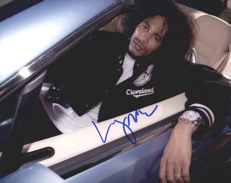 Layzie Bone — Layzie Bone Thugs N Harmony signed rap 8x10 photo W/Cert Autographed (A0834)