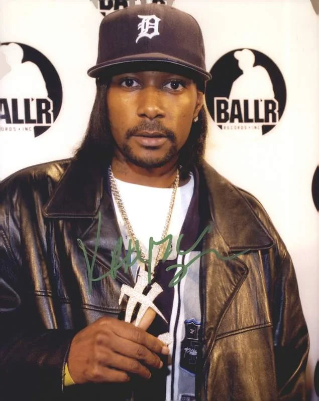 Krayzie Bone — Thugs N Harmony Krayzie Bone signed rap 8x10 photo W/Cert Autographed (A0716)