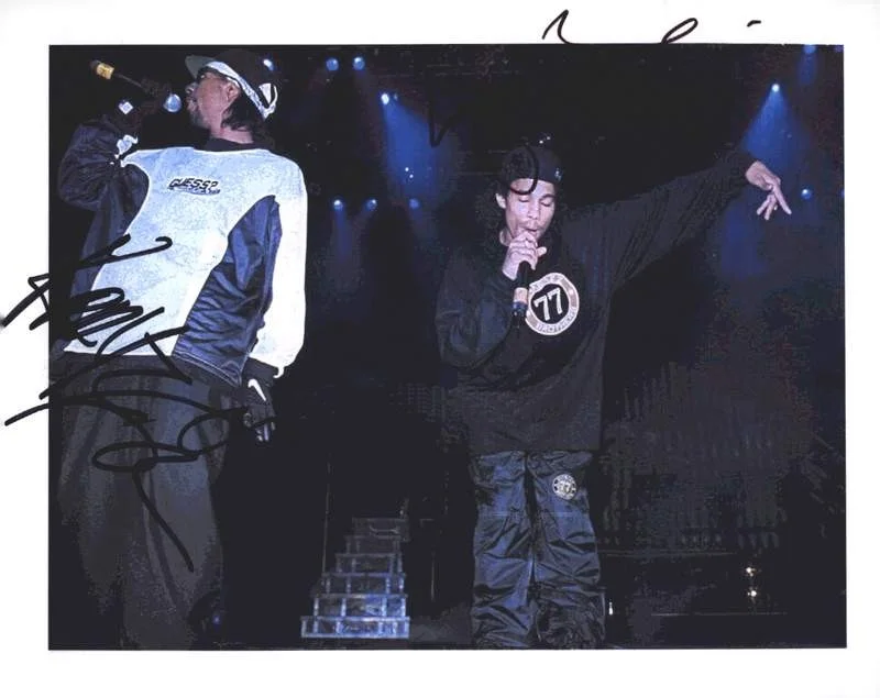 Krayzie & Layzie Bone — Krayzie Layzie Bone Thugs N Harmony signed rap 8x10 photo W/Cert Autograph A0677