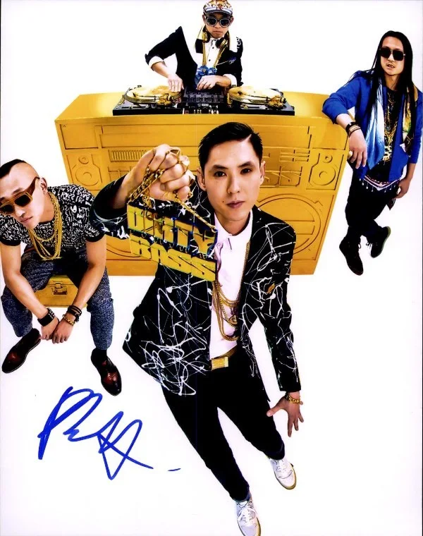 Far East Movement — Far East Movement authentic signed RAPPER 8x10 photo W/Cert Autographed 26-i