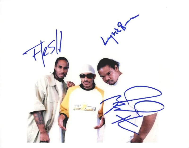 Flesh & Layzie & Wish Bone — Flesh Layzie Wish Bone thugs N Harmony signed rap 8x10 photo /Cert Autograph 348
