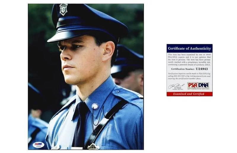 Matt Damon — Matt Damon PSA/DNA authentic signed 10x15 photo |CERT Autographed A0001, image 2
